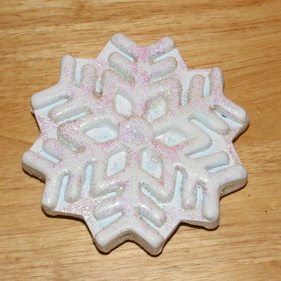 Outdoor Window Snowflake Thermometer - Picture 2 of 2